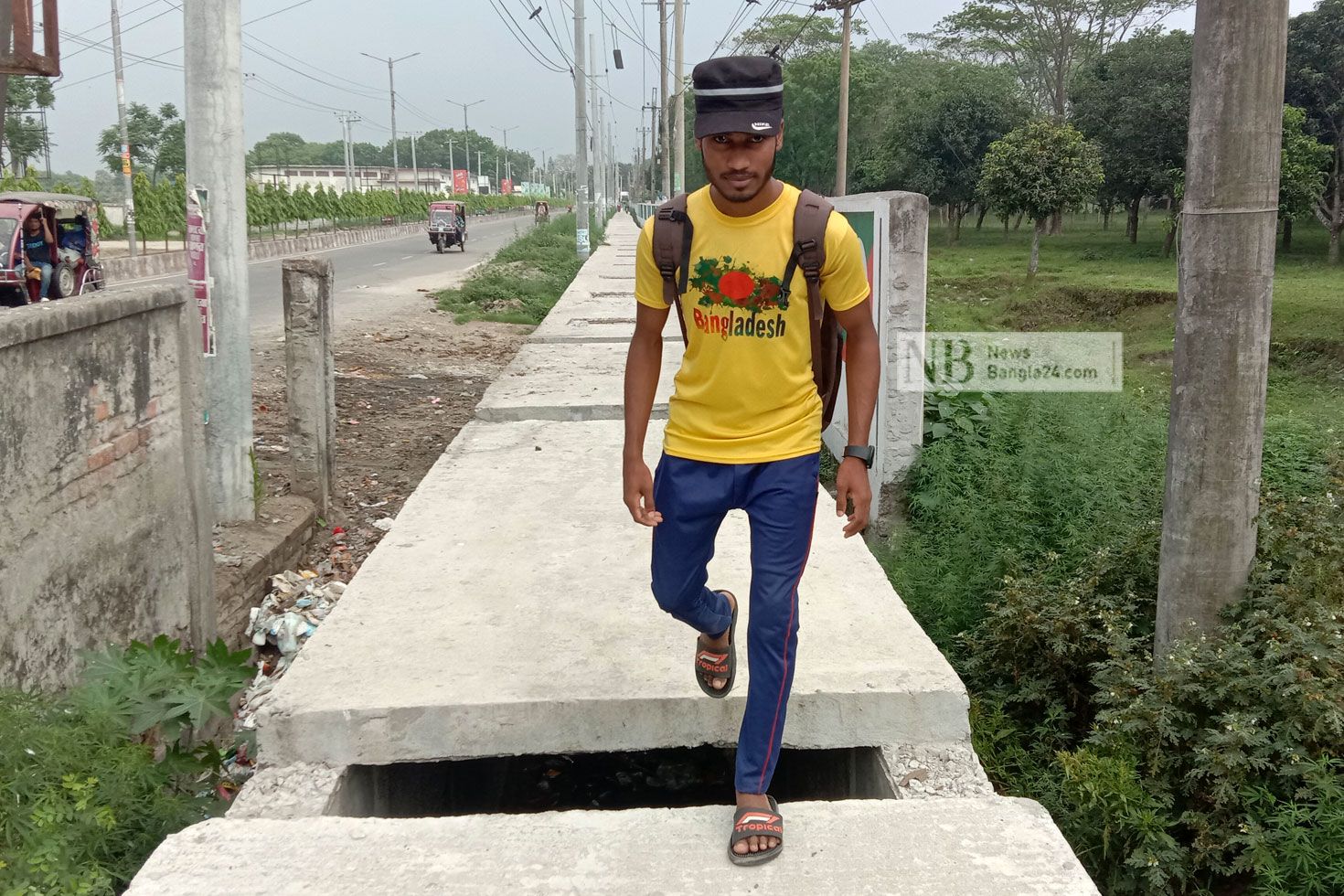 ঢাকনাবিহীন-১৯১-ম্যানহোল-এখন-মৃত্যুফাঁদ