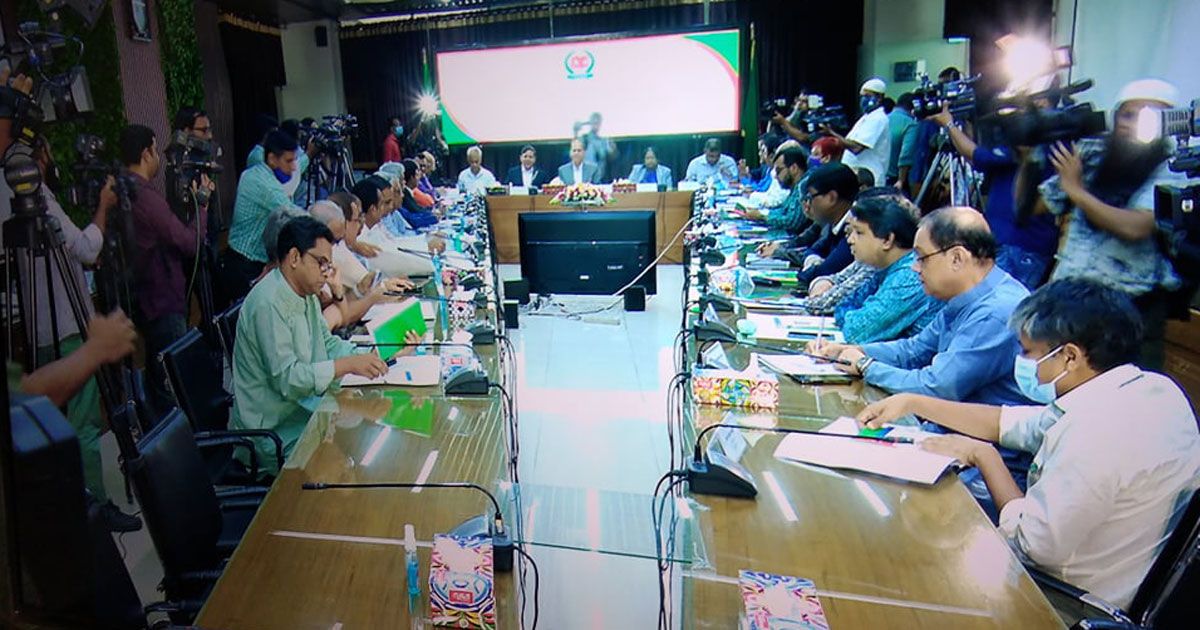 ভোট-নিয়ে-পরামর্শ-দিতে-এসে-সাংবাদিকদের-মধ্যেই-বিভেদ