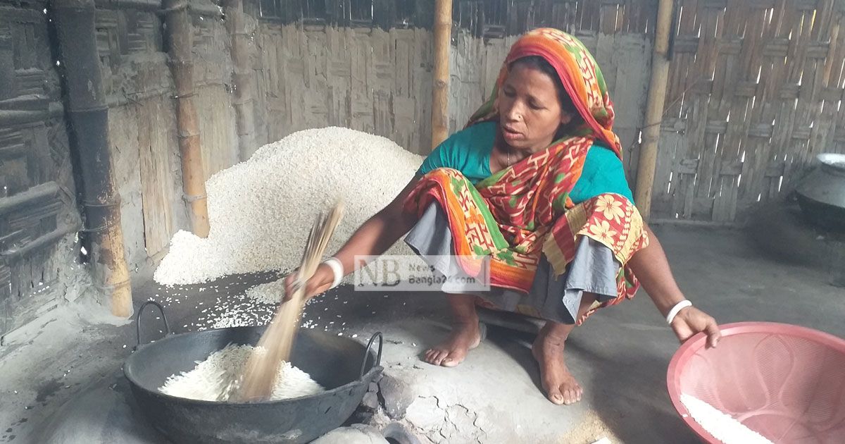 ‘মরে গেছে কোচপাড়ার মুড়ি’