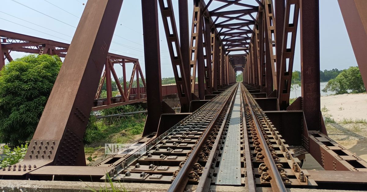 নারীর বিবস্ত্র মরদেহ: কী ঘটেছিল সেদিন