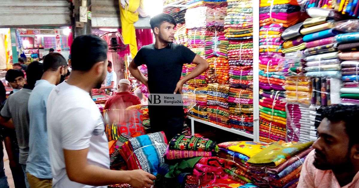 ঈদে-কাপড়ের-পাইকারিতে-ব্যবসা-মন্দের-ভালো-