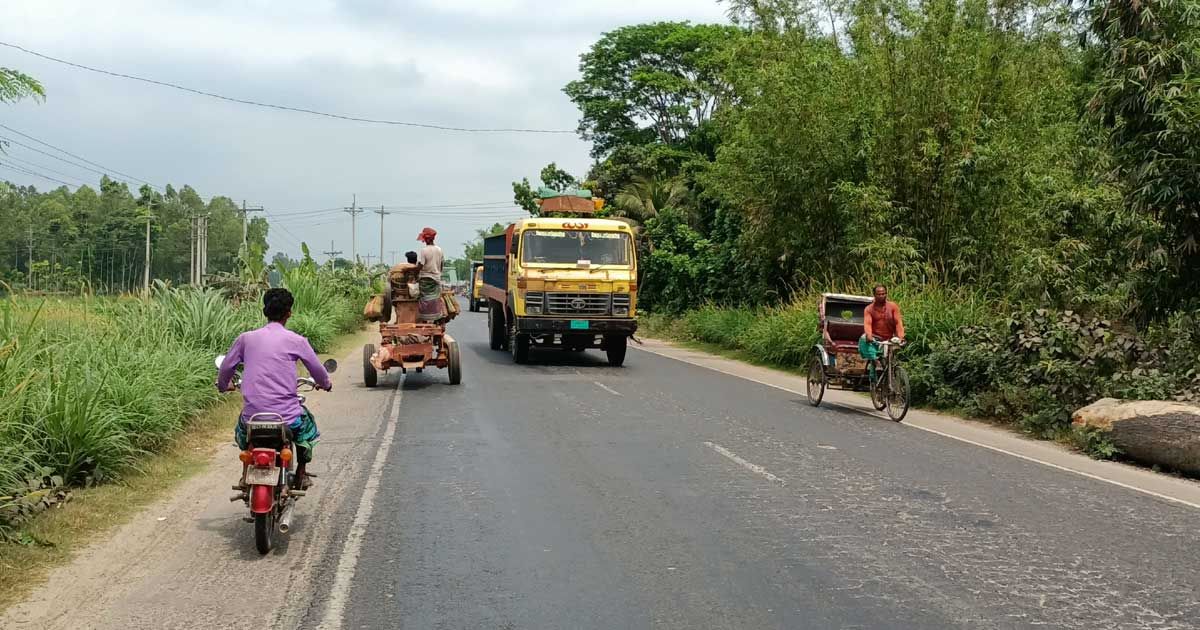 ঈদে ‘ভোগাবে’ ঢাকা-আরিচা মহাসড়ক