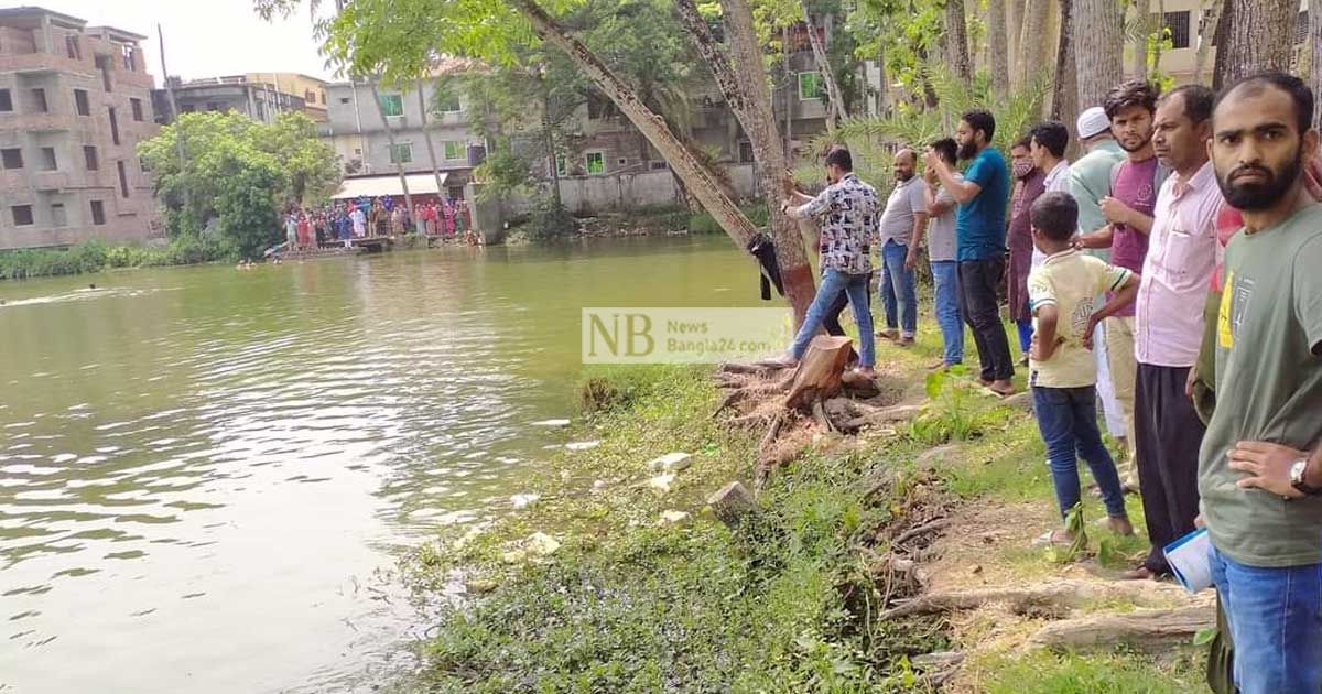 ব্রজমোহন-কলেজের-পুকুরে-মিলল-ছাত্রের-মরদেহ