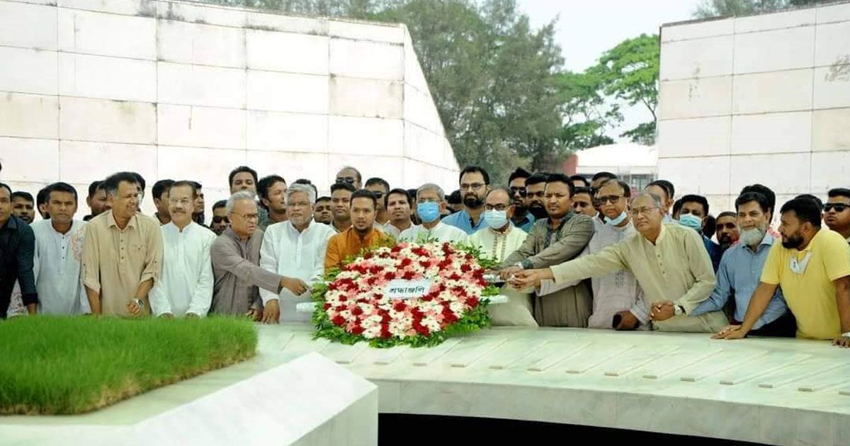 অপরাধ গণতন্ত্র ধ্বংস, ভোটাধিকার কেড়ে নেয়া: প্রধানমন্ত্রীকে ফখরুল