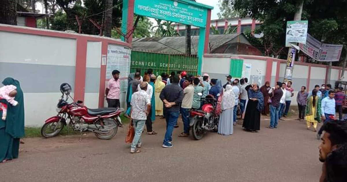 লালমনিরহাটে-প্রাথমিকের-পরীক্ষা-নিয়ে-নাটকীয়তা