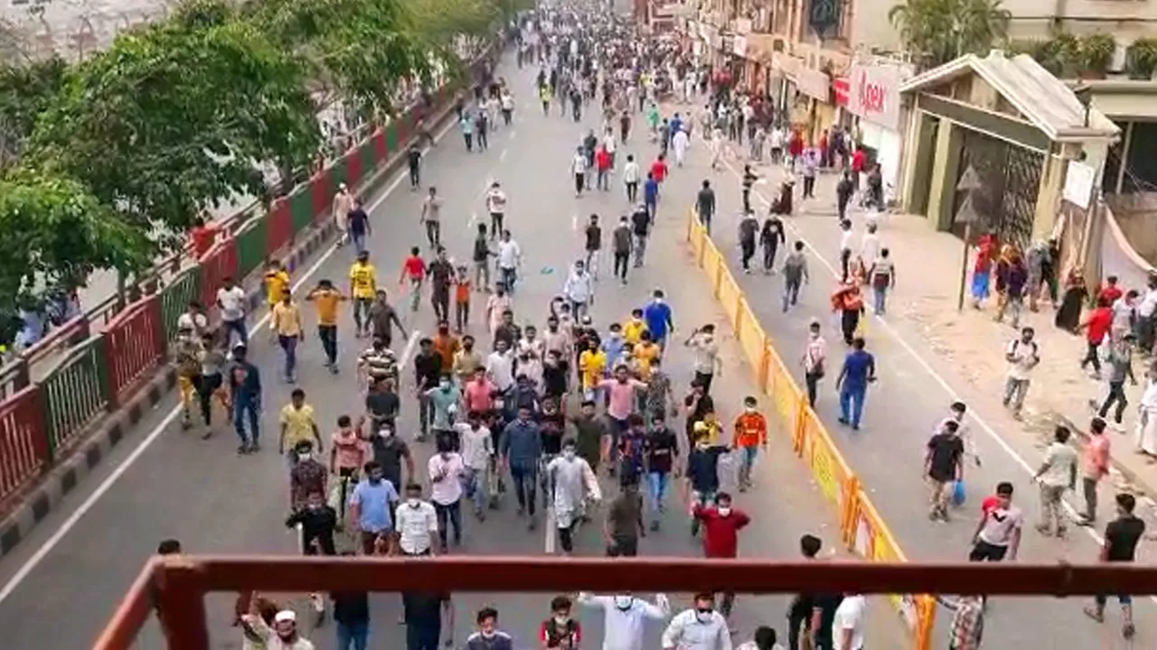 নীলক্ষেতে ব্যবসায়ীদের বিক্ষোভ