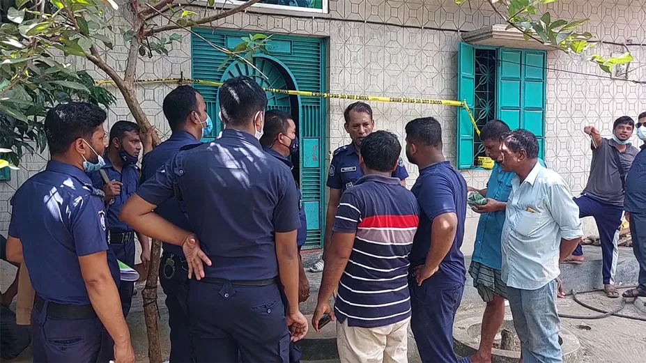মীরসরাইয়ে ৩ খুন রহস্য