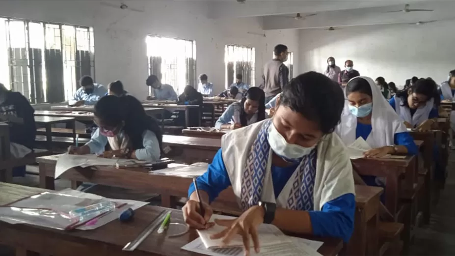 এসএসসি পরীক্ষা শুরু, কতটা মানা হচ্ছে স্বাস্থ্যবিধি?
