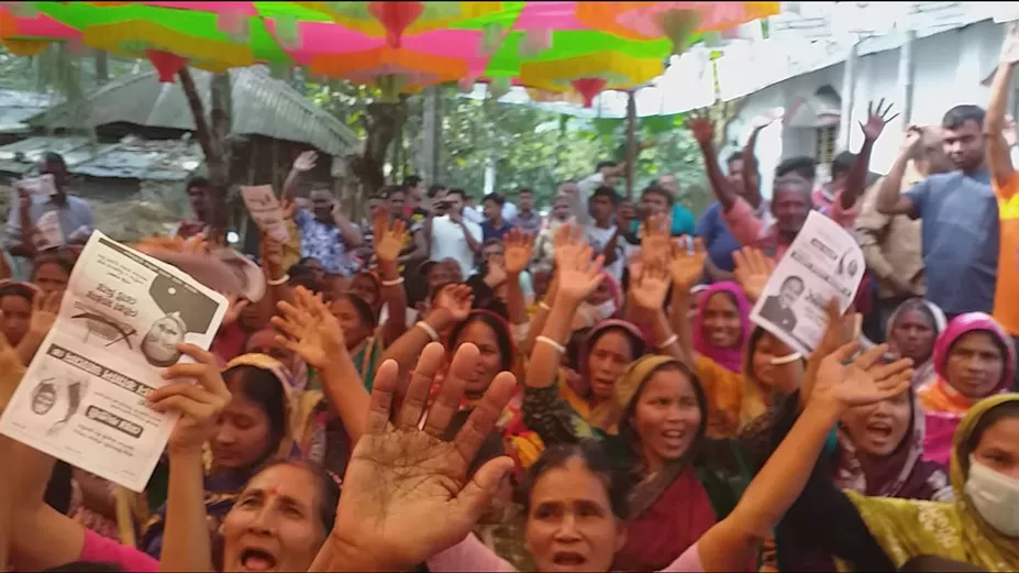 নীলফামারীতে নির্বাচনের শেষ মুহূর্তের প্রস্তুতি চলছে