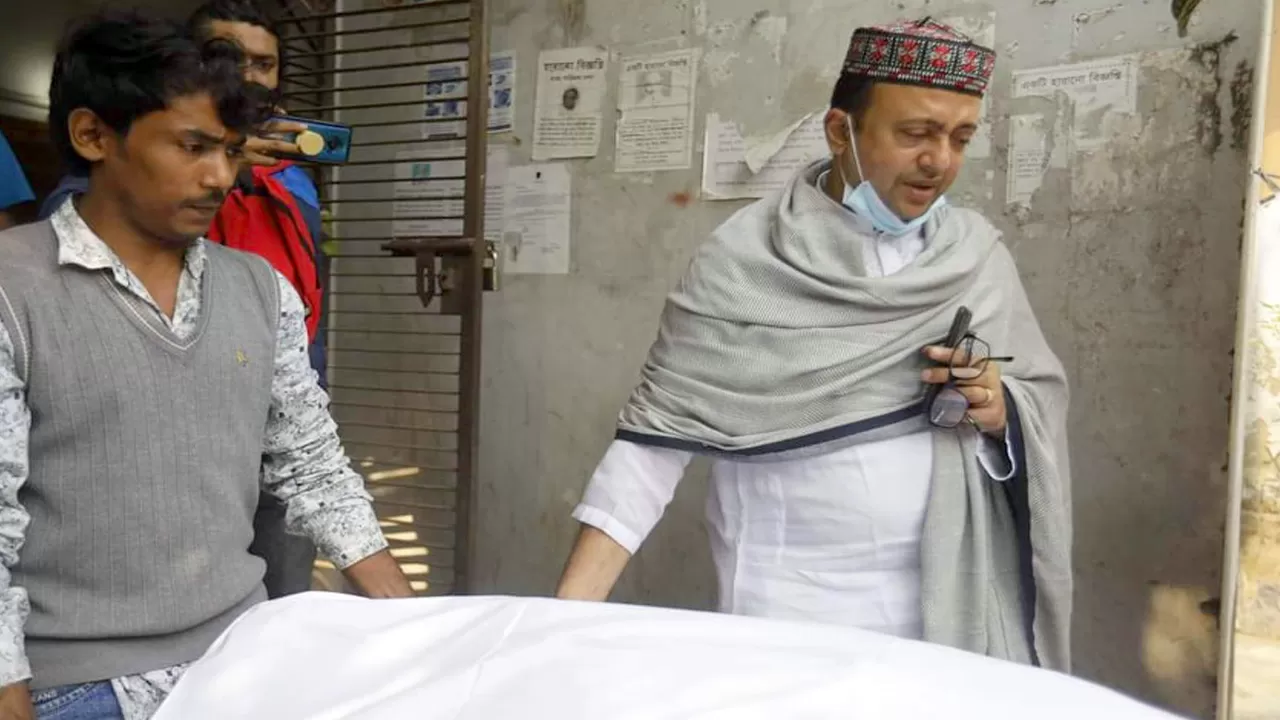 আমার শ্বশুরের জন্য দোয়া করবেন: রিয়াজ