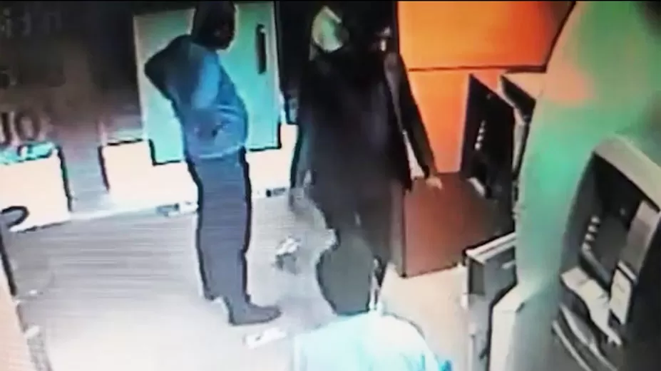 এটিএম বুথ মেইনটেন্যান্সের নামে টাকা আত্মসাৎ 