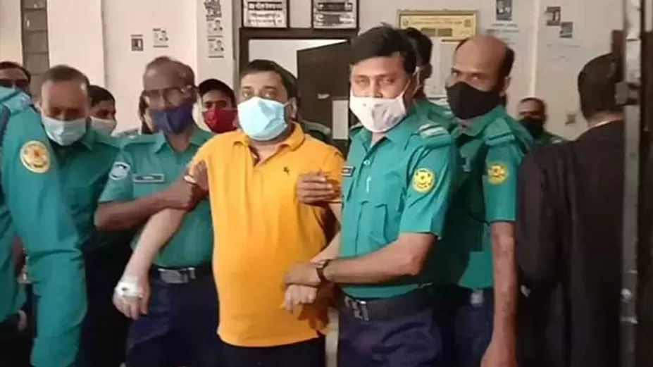 সম্রাটের বিরুদ্ধে চার্জশিট গ্রহণ, জামিন শুনানি ৩১ মার্চ 
