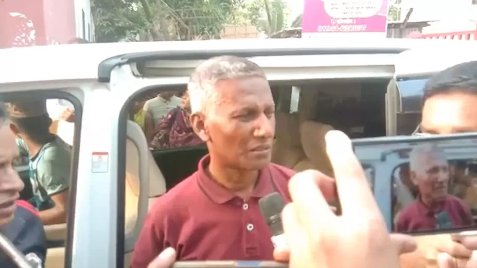 বিজ্ঞানশিক্ষক হৃদয় মণ্ডল অবশেষে মুক্ত