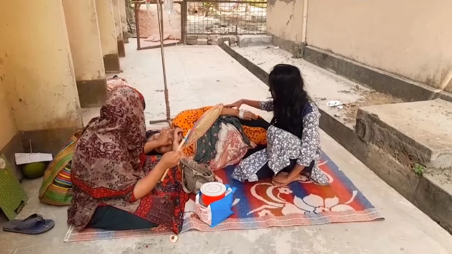 ডায়রিয়ার প্রকোপ বাইরের খোলা খাবারে: মেডিক্যাল টিম 