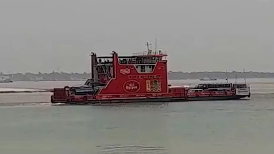 দৌলতদিয়া- পাটুরিয়া নৌ রুটে  বন্ধ থাকবে পণ্যবাহী ট্রাক পারাপার 