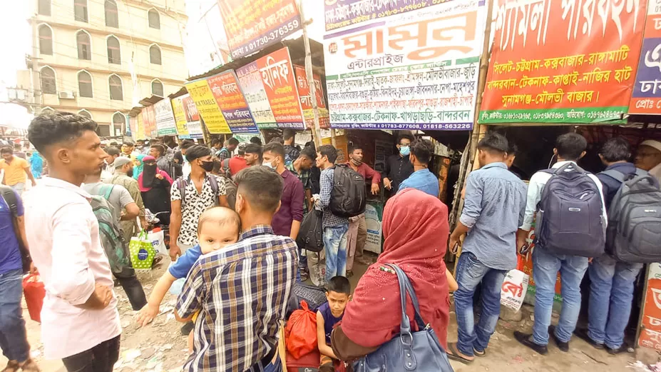 ঢাকা-চট্টগ্রাম ও ঢাকা-সিলেট মহাসড়কে মানুষের ঢল 