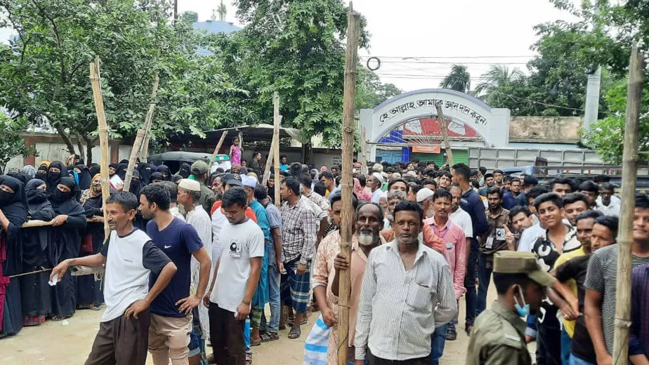 ব্রাহ্মণবাড়িয়ায় চলছে ইউনিয়ন পরিষদ নির্বাচন