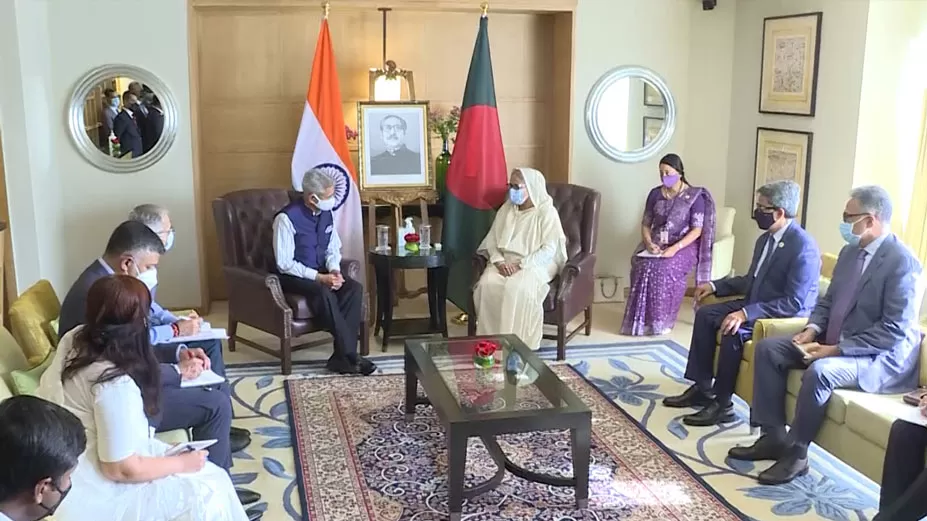 ভারতের পররাষ্ট্রমন্ত্রীর সঙ্গে প্রধানমন্ত্রীর বৈঠক 