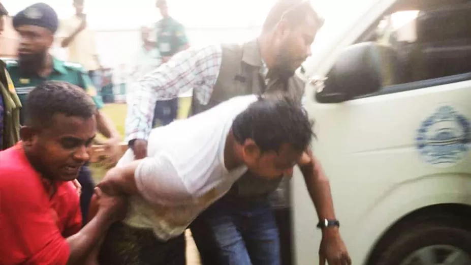 বেলুন বিস্ফোরণে যেভাবে আহত হন কৌতুক অভিনেতা রনি