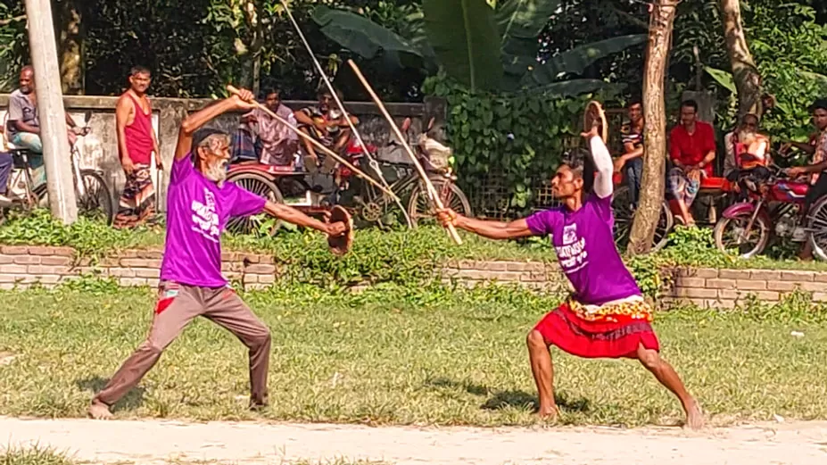 কুষ্টিয়ায় চলছে লাঠিখেলা উৎসব 