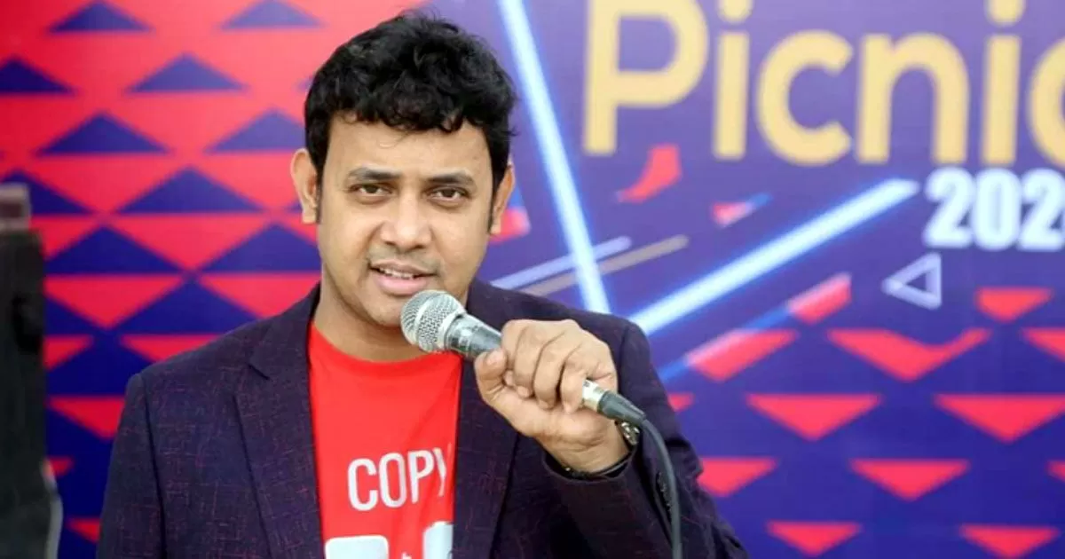 নাটোরে কমেডিয়ান আবু হেনা রনিকে মারধর, গাড়ি ভাঙচুর