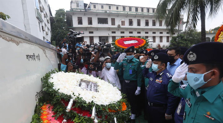 দুই বীরশ্রেষ্ঠের পাশে সমাহিত মাহবুবে আলম