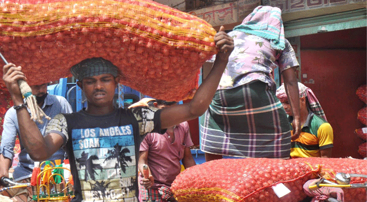 পেঁয়াজ সংকট পূর্বাভাসের অভাবে