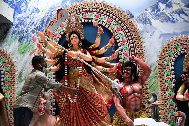 ‘মণ্ডপে একসঙ্গে ২৫ জনের বেশি নয়’