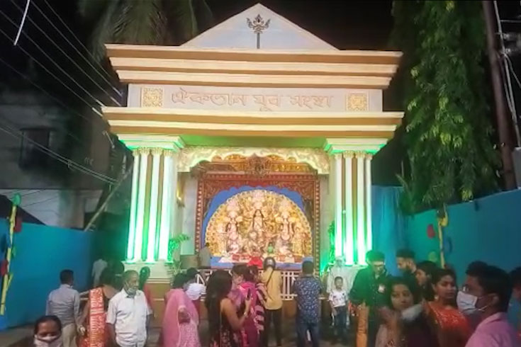 অষ্টমীতে-দুর্গাপূজায়-মেতে-উঠল-ত্রিপুরা