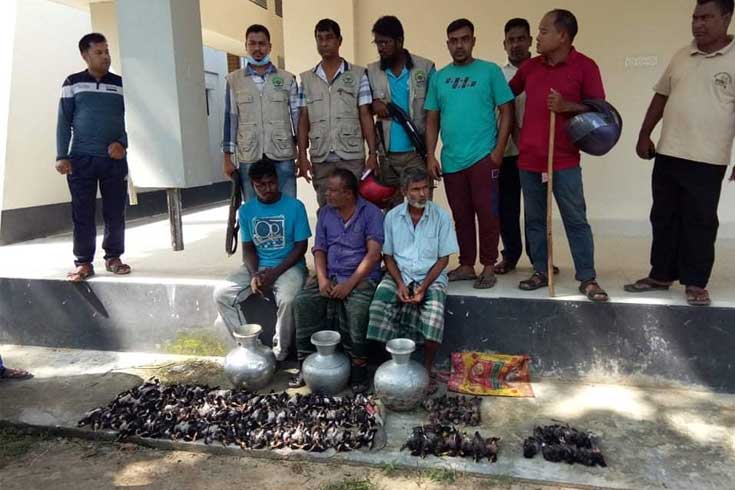 পাখি-শিকারে-গিয়ে-ধরা-খেয়ে-জেলে
