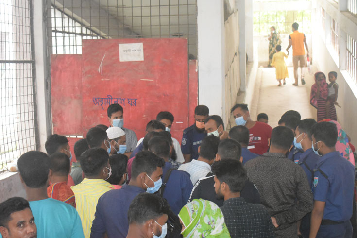 মাগুরায়-আলীগ-কর্মীকে-কুপিয়ে-হত্যা