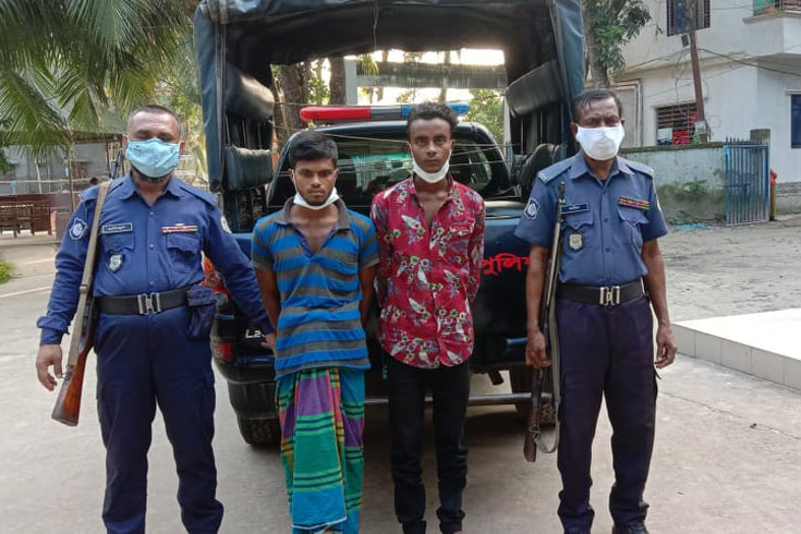 চিনে ফেলায় অটোচালককে গলা কেটে হত্যা 