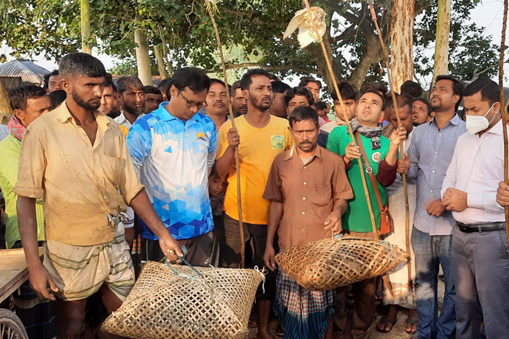 ফাঁদ-পেতে-পাখি-শিকার-চার-জনকে-জেল-জরিমানা