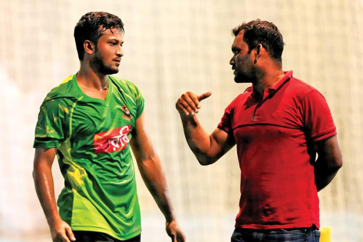 সাকিবের-পারফরম্যান্স-নিয়ে-উদ্বিগ্ন-নন-সালাহউদ্দিন-