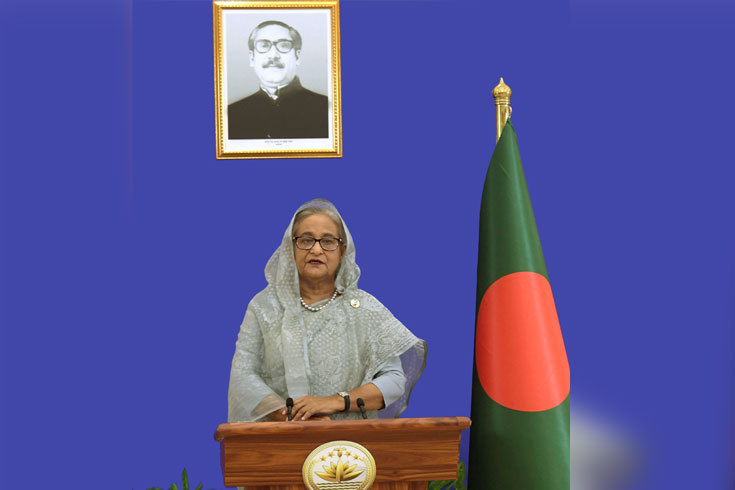 বিনামূল্যে-করোনা-ভ্যাকসিন-চাই-প্রধানমন্ত্রী