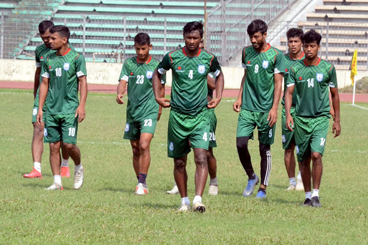 ফুটবলারদের শতভাগ দেয়ার আহ্বান সালাউদ্দিনের