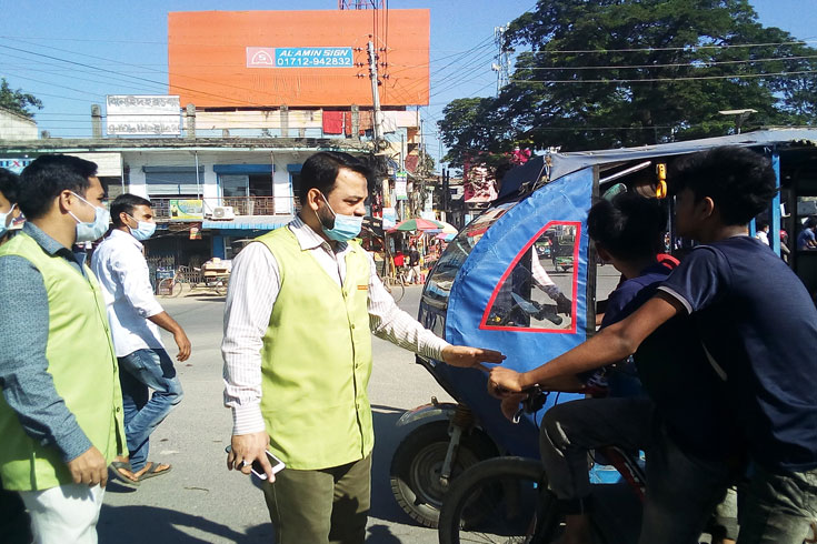 মাস্ক-ব্যবহার-নিশ্চিতে-ভ্রাম্যমাণ-আদালতের-অভিযান