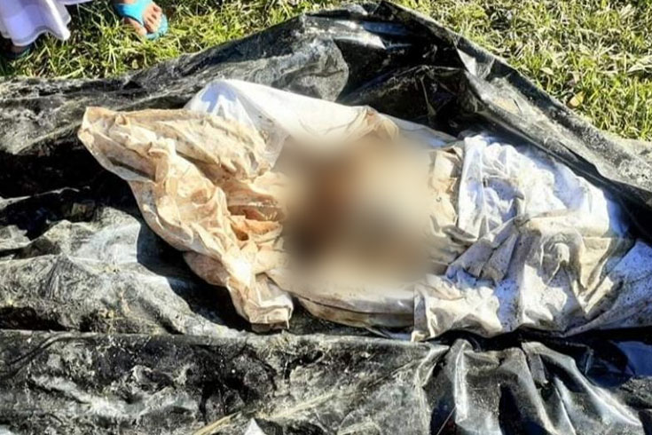 কবরের-বাইরে-মাথা-কাটা-মরদেহ