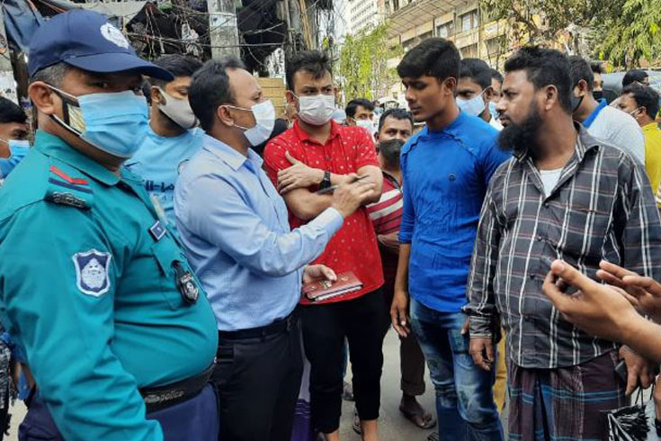 মাস্ক-না-পরায়-চট্টগ্রামে-৮০-জনকে-অর্থদণ্ড