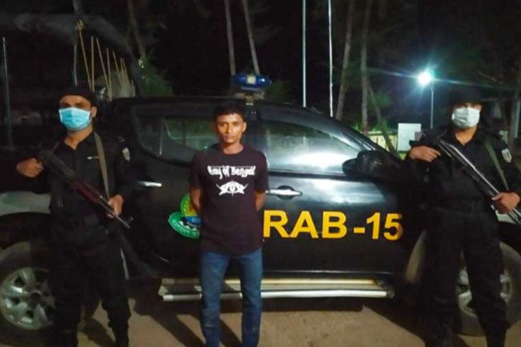 দেড় লাখ ইয়াবাসহ রোহিঙ্গা যুবক আটক