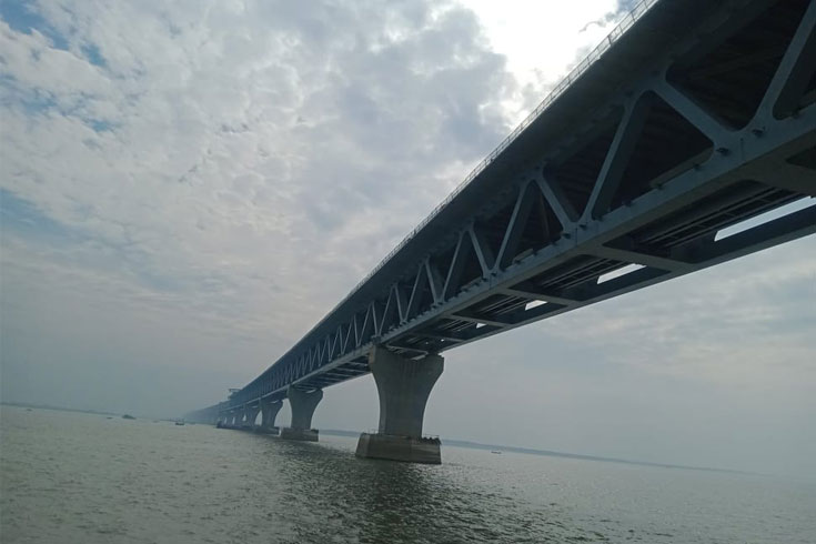 আর-৩০০-মিটার-হলেই-পদ্মা-সেতু