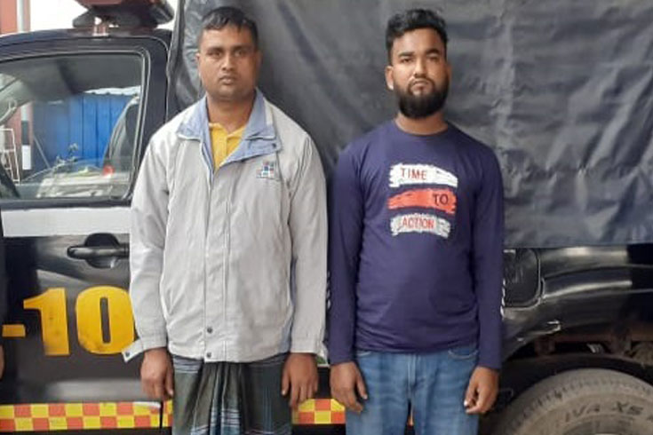 ২৪২-বোতল-ফেনসিডিলসহ-দুই-জন-আটক