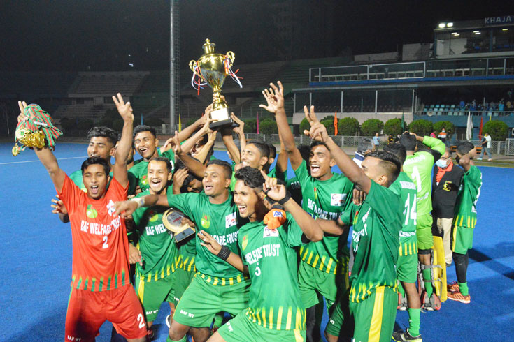 প্রেসিডেন্টস কাপ ট্রফি বাহফে সবুজ দলের