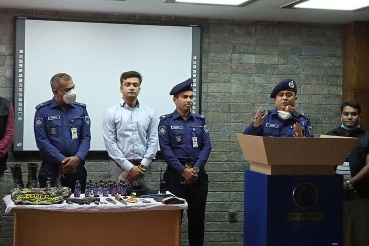 মাদকাসক্ত-আরও-আট-পুলিশ-চাকরিচ্যুত