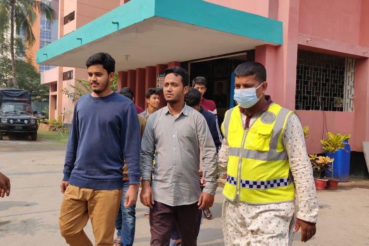 রাজশাহীতে-শিবির-নেতাসহ-আটক-৭