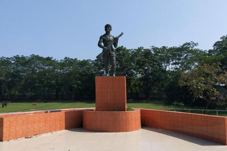 সুনামগঞ্জে-বিজয়ের-পতাকা-ওড়ার-দিন