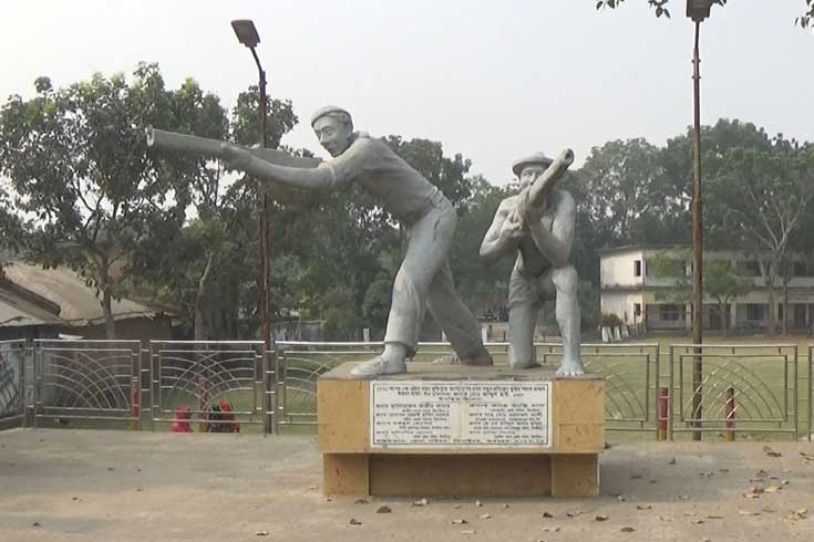 ঝিনাইদহ  মুক্ত দিবস আজ