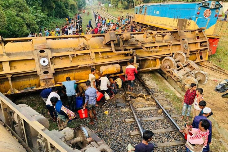 ১৩ ঘণ্টা পর সিলেটের সঙ্গে রেল যোগাযোগ শুরু