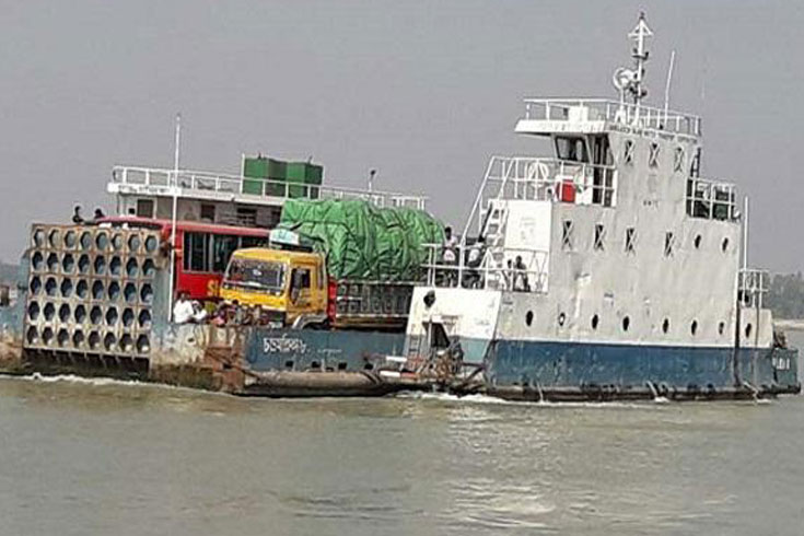 কুয়াশায়-পাটুরিয়া-দৌলতদিয়া-রুটে-ফেরি-বন্ধ