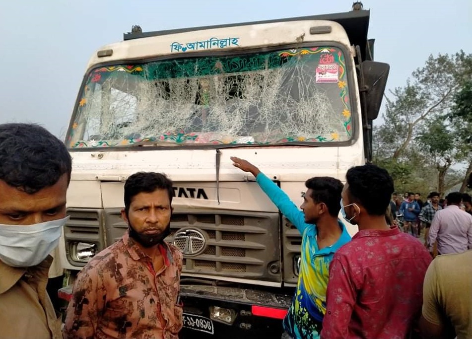 ট্রাক-মোটরসাইকেল সংঘর্ষ, নিহত দুই